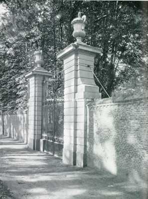 Zuid-Holland, 1907, Den Haag, HUIS TEN BOSCH. Tuinhek van het Huis ten Bosch