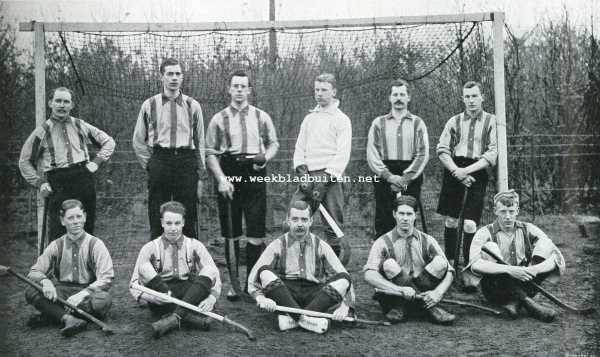 Onbekend, 1908, Onbekend, Het 1e XI-tal der Hilversumsche Hockey-Club, kampioenen der 2e klasse