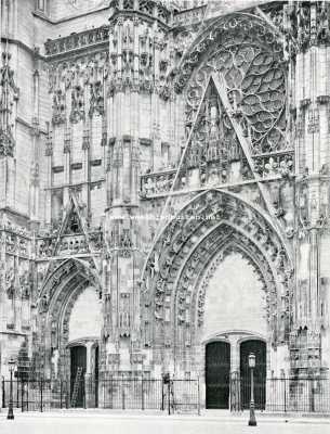 Frankrijk, 1908, Troyes, Ingang van de cathedraal te Troyes