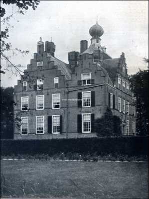 Utrecht, 1909, Leersum, Het Kasteel Zuylestein. Zuid-West-gevel van Zuylestein