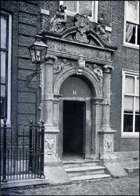 Noord-Holland, 1909, Hoorn, West-Friesland's oude hoofdstad. De Kloosterpoort te Hoorn