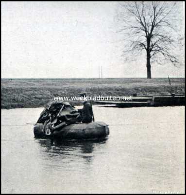 Nederland, 1909, Onbekend, Varen met drijfzakken. Overbrengen van de zadels c.a.