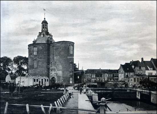 Noord-Holland, 1909, Enkhuizen, De Drommedaris te Enkhuizen