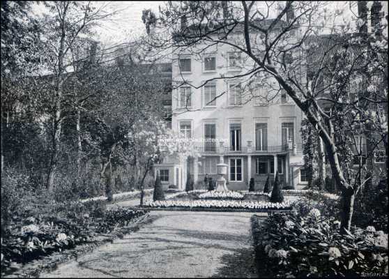 Noord-Holland, 1909, Amsterdam, Iets over stadstuinen. Tuin van perceel Heeren gracht 502, naar het huis toe gezien