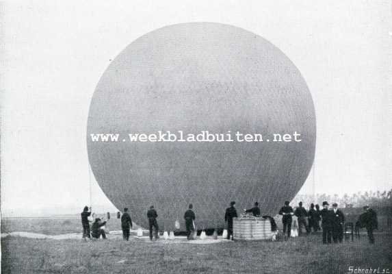 Onbekend, 1909, Onbekend, Luchtreizen met den vrijen ballon. De geheel gevulde ballon met de gereedstaande mand