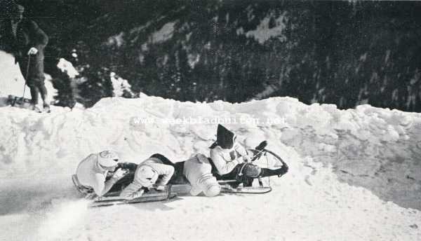 Zwitserland, 1909, Arosa, Internationale Bobslee-wedstrijd. Lean!