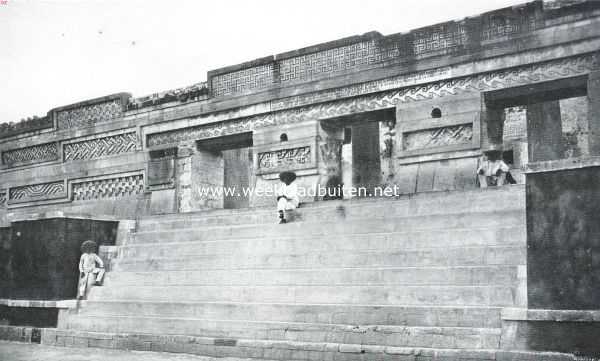 Mexico, 1910, Mitla, Wondere oudheden. Een Tolteken-paleis in Mitla. (gerestaureerd)