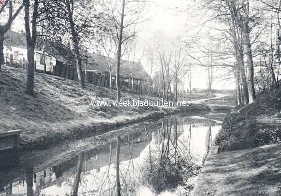Overijssel, 1910, Steenwijk, Over Steenwijk. Steenwijk. Gracht beneden het zuidelijk rondeel bij de Annapoort