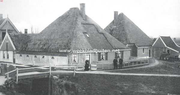 Noord-Holland, 1910, Onbekend, De Westfriesche boerderij. Type van een Westfriesche boerderij met bijgebouwen, het dak aan de gevelzijde uitgedekt