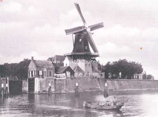 Zuid-Holland, 1911, Gorinchem, Molen op de Walkade bij Gorinchem