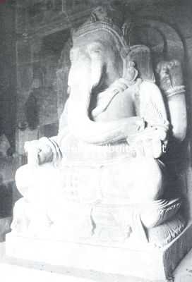 Indonesi, 1911, Parambanan, Van Java's tempelschoonheden. De tempel-runen van Parambanan. Ganesja, Sjiwa's eerste zoon