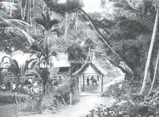 Indonesi, 1911, Sungai Lasi, Van Sumatra's Westkust. Kampong interieur (Soengy Lassie)