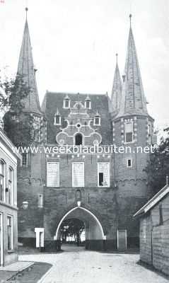 Overijssel, 1911, Kampen, Kampen. De Cellebroederspoort (stadszijde)