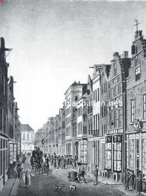 Noord-Holland, 1911, Amsterdam, De verlichting van Amsterdam. De Kalverstraat in het begin der 19e eeuw. Gezien van de Gapersteeg af
