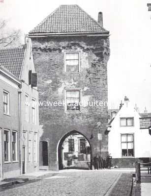 Hattem, een interessant Veluwsch stadje. Dijkpoort vr de restauratie