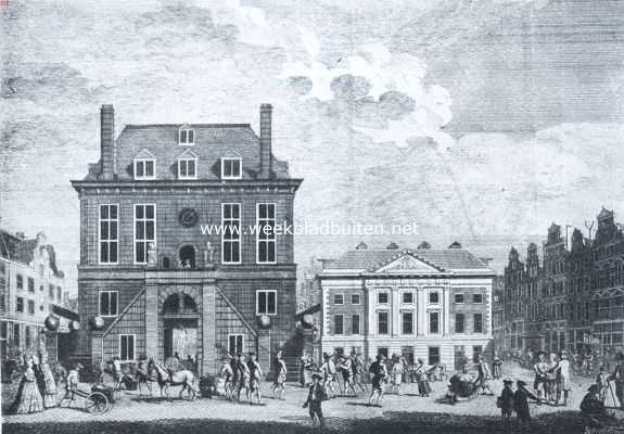 De Dam gedurende vijf eeuwen. De Dam met gerestaureerde Waag 1781. (Naar een gravure van P. Conradi en N. v.d. Plaats)