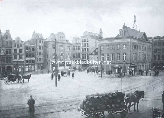 Noord-Holland, 1912, Amsterdam, De Dam gedurende vijf eeuwen. De Dam in 1912 voor de afbraak