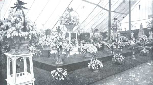 Engeland, 1912, Londen, Internationale Tuinbouwtentoonstelling te Londen. Collectieve inzending seringen en rozen van de Vreenigde Aalsmeersche kweekers, in de Ned. Afdeeling