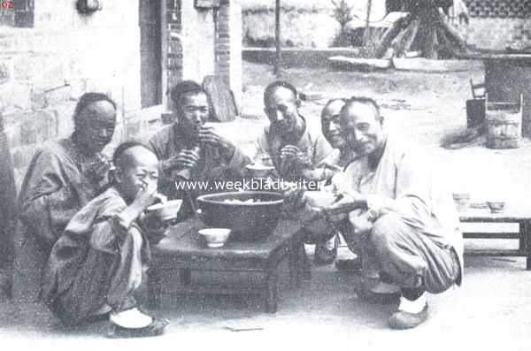 Taiwan, 1912, Onbekend, Bezoek aan Formosa. Formosa. Inboorlingen aan den maaltijd