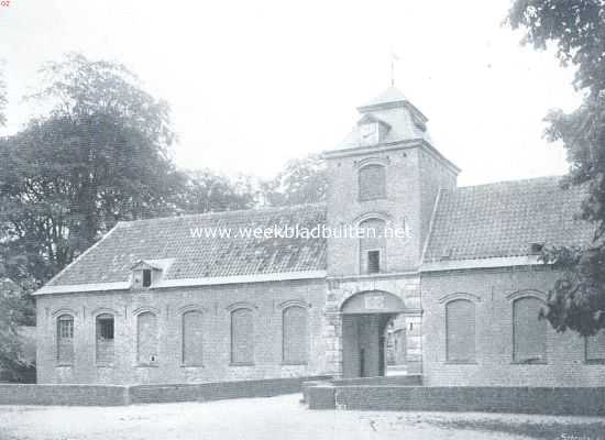 Limburg, 1912, Geijsteren, Het Kasteel Geysteren (L.). De ingangspoort van den voorburcht
