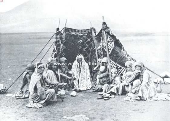 Iran, 1912, Onbekend, Een nomadentent in Perzi