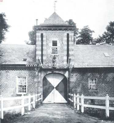 Noord-Brabant, 1913, Gemert, Het kasteel te Gemert. De gesloten vleugeldeuren aan den vooringang