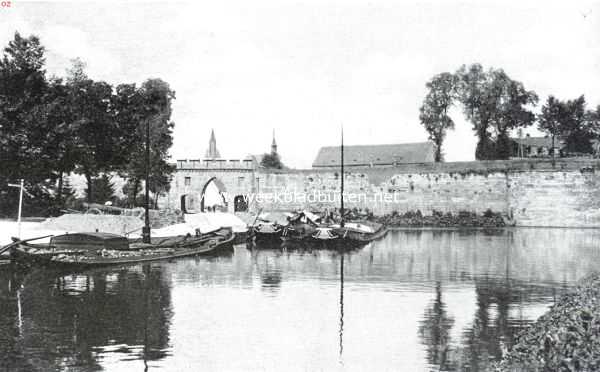 Limburg, 1913, Maastricht, Bij de oude wallen van Maastricht 1