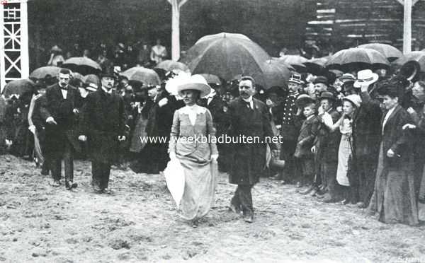 Limburg, 1913, Sittard, Bezoek van koningin Wilhelmina aan de tentoonstelling te Sittard