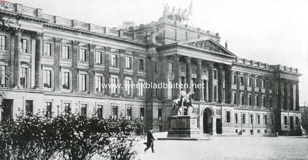 Duitsland, 1913, Brunswick, Het hertogelijk paleis te Brunswijk, waarin hertog Ernst August met zijn jonge gemalin Victoria Louise 3 November l.l. zijn intrede heeft gedaan