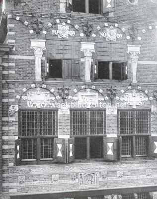 Zuid-Holland, 1913, Gorinchem, Het Huis Bethlehem te Gorinchem. Dtail van den voorgevel