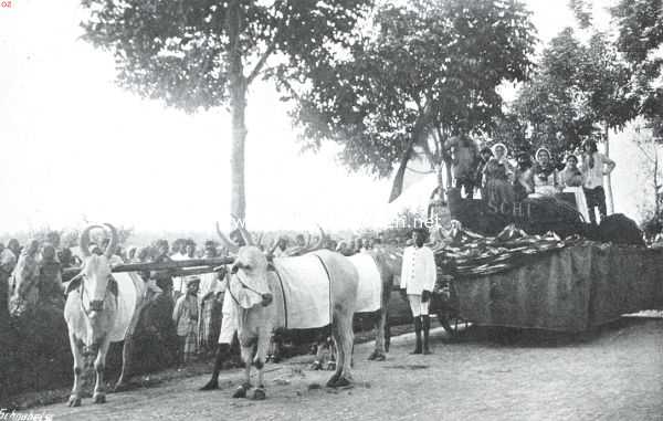 Indonesi, 1914, Medan, De onafhankelijkheidsfeesten te Medan. Wagen met Scheveningsche visscherspink, wachtende op den Prins van Oranje, die zich eenigszins verlaat had