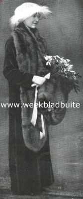 Zuid-Holland, 1914, Den Haag, De jonge Groothertogin van Luxemburg Marie Adelade tijdens haar verblijf in onze hofstad