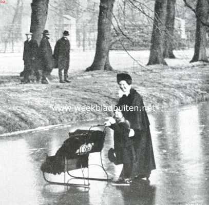 Nederland, 1914, Onbekend, Prinses Juliana, schaatsenrijden leerend