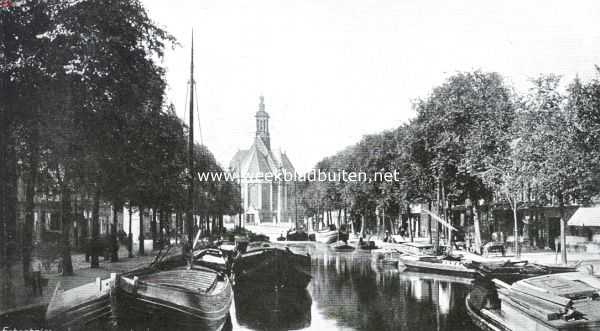 Zuid-Holland, 1914, Den Haag, Sloopend herboren-Nederland. IV. Een eeuw slooperswerk in Den Haag. De Hout- en Turfmarkt vr de demping