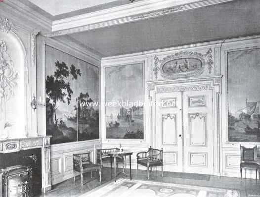 Zuid-Holland, 1914, Leiden, Kamerbetimmering en beschilderd behang te Leiden. De zaal in het perceel Hooigracht 48 te Leiden 1