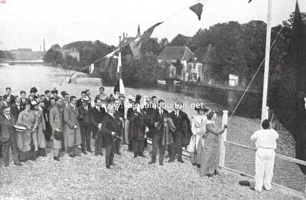 Zuid-Holland, 1914, Leiden, De opening van het bootenhuis op 5 Juni l.l. der pas opgerichte roeivereeniging 