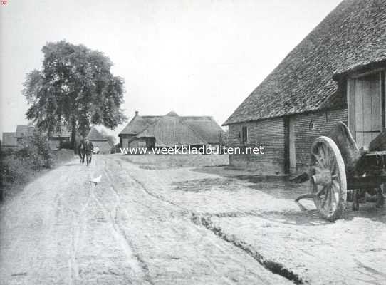 Nederland, 1914, Onbekend, Vredige landschappen. Gehucht, langs den nog onbevloerden verkeersweg