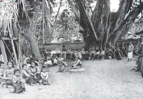 Indonesi, 1914, Buleleng, Bali en Lombok. Een volksverzamelplaats bij Boeleleng op Bali