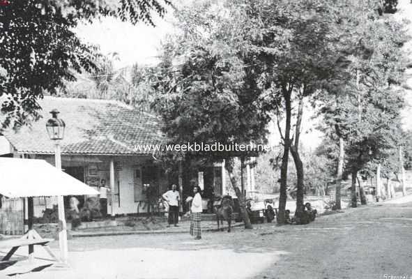 Indonesi, 1914, Campenam, Bali en Lombok. Een toko aan den grooten weg van Campenam op Lombok, niet ver van het voormalige oorlogsterrein