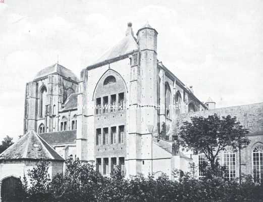 Zeeland, 1914, Veere, Veere. De Groote Kerk. Het voormalige koor (rechts) alleen doet nog dienst als kerkgebouw der Ned. Hervormde gemeente