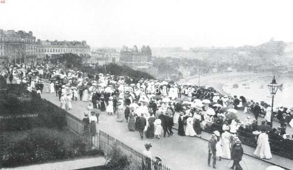 Engeland, 1915, Scarborough, Gezicht op de badplaats Scarborough van het Zuiden