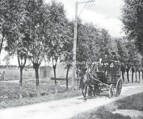 Zuid-Holland, 1915, Onbekend, Een afscheid. De postwagen Gouda-Schoonhoven op weg