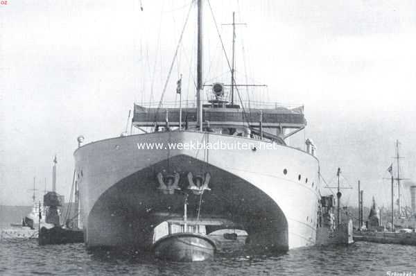 Duitsland, 1915, Kiel, Kiel, dokschip voor duikbooten