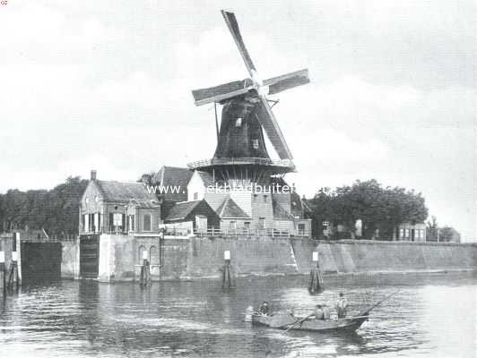 Zuid-Holland, 1915, Gorinchem, Van Arkel's oude veste. Molen op de Walkade te Gorinchem