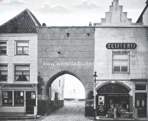 Gelderland, 1915, Zaltbommel, Zalt-Bommel. De Waterpoort, binnenzijde