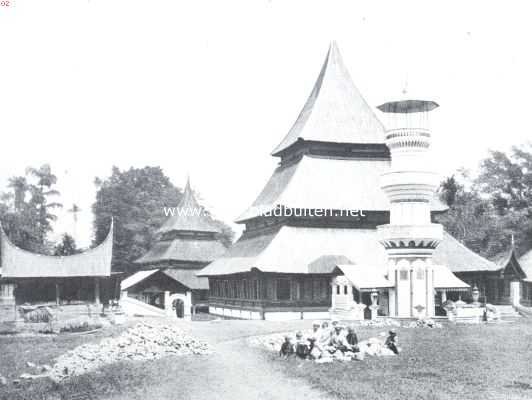 Indonesi, 1915, Bukittinggi, In de Padangsche Bovenlanden. Missigit te Fort de Kock