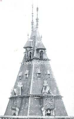 Noord-Holland, 1916, Amsterdam, Het klokkenspel van het Rijksmuseum. De oostelijke toren van het Rijksmuseum, waarin het klokkenspel hangt