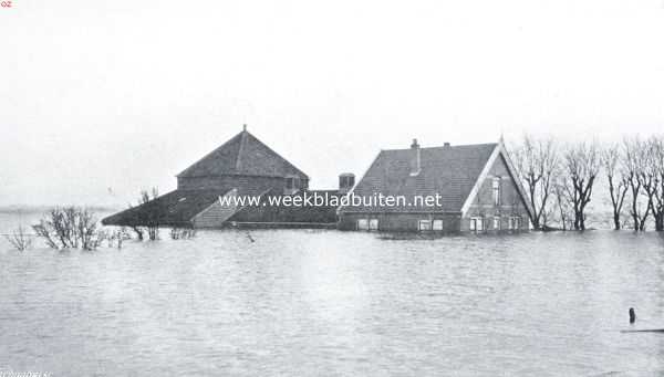 De watersnood in Noord-Holland. De diep in het water staande boerderij 
