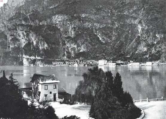 Itali, 1916, Riva, Het Gardameer bij Riva met begin van den Ponaleweg, waar thans tusschen Italianen en Oostenrijkers hevig gevochten wordt