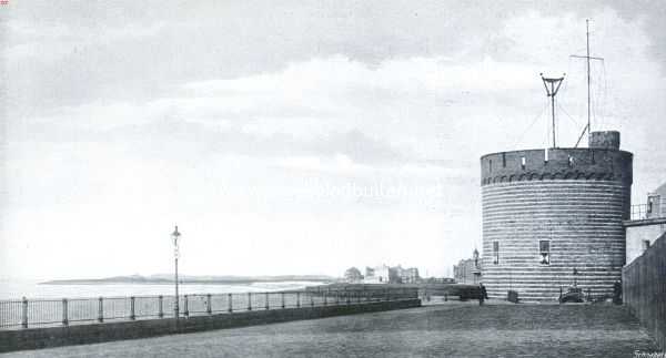 Zeeland, 1916, Vlissingen, Twee steden van Walcheren. Noordzee-Boulevard met Gevangentoren te Vlissingen. Op den achtergrond de jonge badplaats met strand en duinen